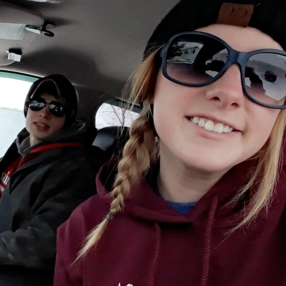 Meet your Posher, Casey